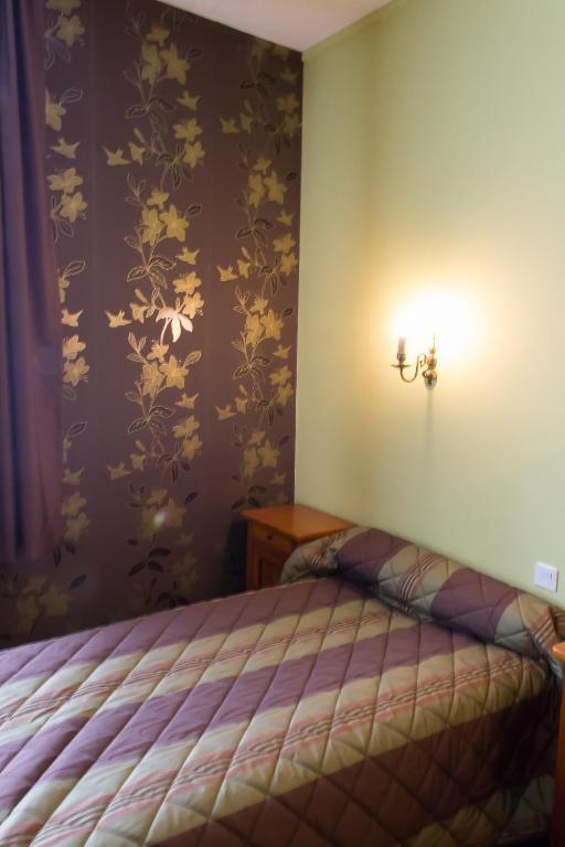 La Tete Noire Hotel Montrichard Eksteriør billede